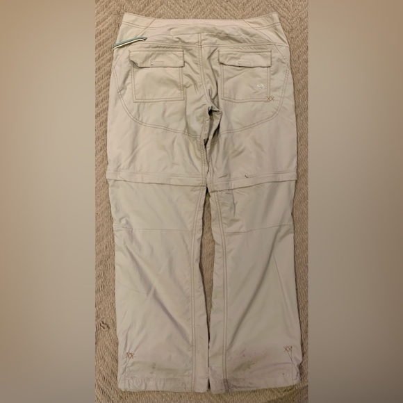 Mountain Hardwear | 12 | khaki tan long pants with zipper shorts nylon/polyester - Picture 2 of 7